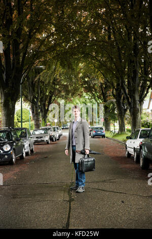 Canada, Vancouver, Colombie-Britannique, Helge ratvik professeur de finance et marketing promenades dans un quartier ouest de Vancouver Kitsilano, Banque D'Images