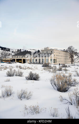 Usa, Wyoming, Yellowstone National Park, le Mammoth Hot Springs hotel et lodge principal Banque D'Images