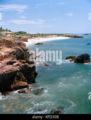 Le MEXIQUE, Punta Mita, Nayarit, d''une vue sur la plage et des bungalows à l'hôtel Four Seasons. Banque D'Images