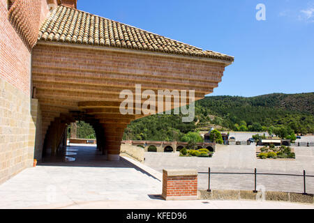 Le Sanctuaire de Torreciudad, un sanctuaire marial en Aragon, Espagne, construit par Josémaria Escriva, le fondateur de l'Opus Dei. Banque D'Images