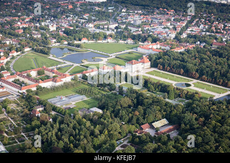 Vue aérienne du château Nymphenburg (Schloss Nymphenburg), Munich, Bavière, Allemagne Banque D'Images