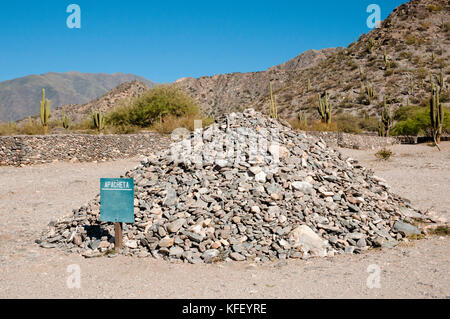 Apacheta cairn de pierre Banque D'Images