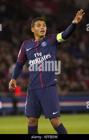 Paris, Paris, France. 27 Oct, 2017. Thiago Silva lors de la Ligue 1 match de foot entre Paris Saint Germain (PSG) et de Nice au Parc des Princes. Credit : SOPA/ZUMA/Alamy Fil Live News Banque D'Images