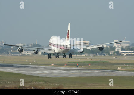 Chiang Mai , Thaïlande- circa 2007 : HS-TGH Thaiairway de Boeing 747-400. Vol pour l'aéroport Suvarnabhumi de Bangkok et Chiang Mai, Thaïlande. Banque D'Images