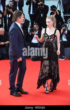 Ethan Hawke et Amanda Seyfried assister à la première au cours de la premiere après sa 74e Festival du Film de Venise à Venise, Italie. © Paul Treadway Banque D'Images