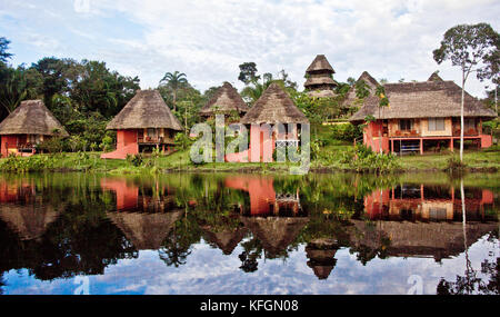 L'ONAP wilderness centre en forêt amazonienne de l'équateur Banque D'Images