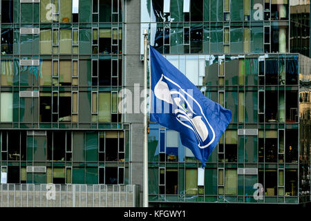 WA14038-00...WASHINGTON - l'équipe de football de Seahawk drapeau en siècle Lien Field à Seattle, partie du stade distric. Banque D'Images