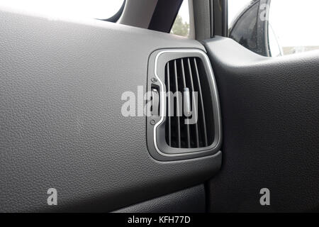 Vent d'Airco système de chauffage, à l'intérieur de voiture. Banque D'Images