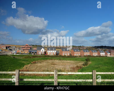 Développement de nouveaux housing estate, Grantham, Lincolnshire, Angleterre, Royaume-Uni. Banque D'Images