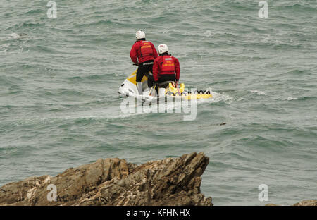 Newquay, Cornwall, UK. 29 Oct, 2017. Personne disparue Dom Sowa 17 ans d'âge, une énorme recherche en cours. 29, octobre, 2017. Crédit : Robert Taylor/Alamy Live News Banque D'Images