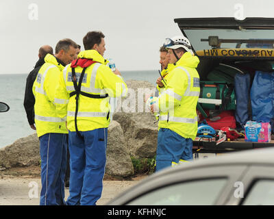 Newquay, Cornwall, UK. 29 Oct, 2017. Personne disparue Dom Sowa 17 ans d'âge, une énorme recherche en cours. 29, octobre, 2017. Crédit : Robert Taylor/Alamy Live News Banque D'Images