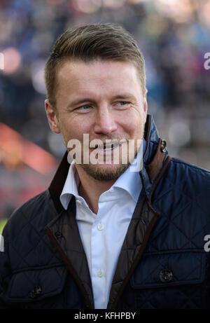 Karlsruhe, Deutschland. 29 octobre 2017. Maik Franz (gestionnaire 1. FCM), Portrait, Portraet, Portrat, Kopf . GES/ Fussball/ 3. Liga : Karlsruher SC - 1. FC Magdeburg, 29.10.2017 -- Football/ Soccer 3rd Division : Karlsruher SC vs Magdeburg, Karlsruhe, 29 octobre 2017 -- |utilisation mondiale crédit : dpa/Alamy Live News Banque D'Images