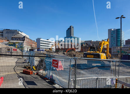 Démolition de l'hôtel Grosvenor House à partir de la rue Wellington, mai 2017, Sheffield, Royaume-Uni Banque D'Images