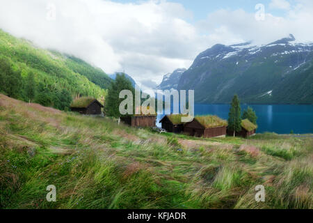 Vieilles maisons en bois scandinave traditionnel Banque D'Images