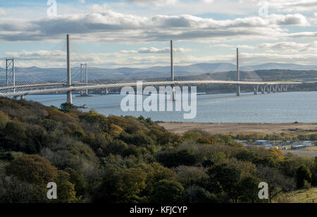 Rosyth en Écosse, vue de la nouvelle Queensferry crossing, un 2.7km pont-route entre Édimbourg et Fife. la plus longue, de trois tours pont à haubans Banque D'Images