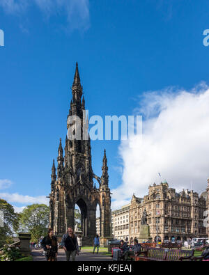 Scott Monument, tour gothique victorien monument à Sir Walter Scott. Princes Street Gardens, Édimbourg, Écosse, Royaume-Uni Banque D'Images