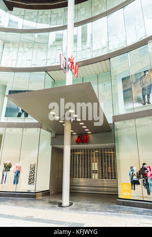 Bruxelles, Belgique - 27 août 2017 : hm boutique dans le centre de Bruxelles, Belgique Banque D'Images