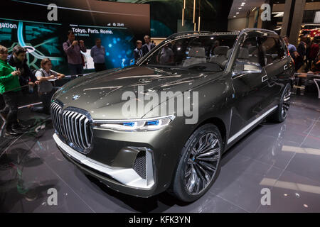 Francfort, Allemagne - 20 septembre 2017 : BMW X7 iPerformance concept au salon international de l'automobile de Francfort 2017 Banque D'Images