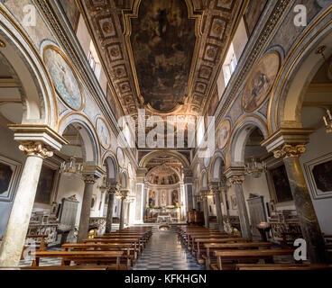 Intérieur de la Basilique Sant' Antonino, Sorrento, Italie. L'église italienne Banque D'Images