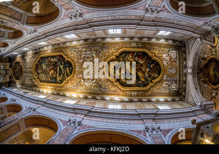 Shot Fisheye du plafond de la nef de cathédrale de Sorrento. Sorrento, Italie. Banque D'Images