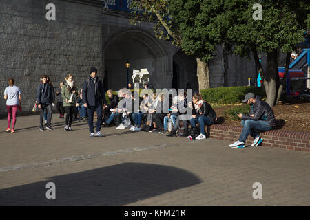 Londres, Royaume-Uni. 30Th Oct, 2017. Lumineux et net et plutôt froid jour d'automne à Londres comme la prévision est pour 11C aujourd'hui. Credit : Keith Larby/Alamy Live News Banque D'Images