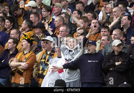 Les supporters de football de Sheffield Wednesday v Wolverhampton Wanderers Avril 2002 Banque D'Images