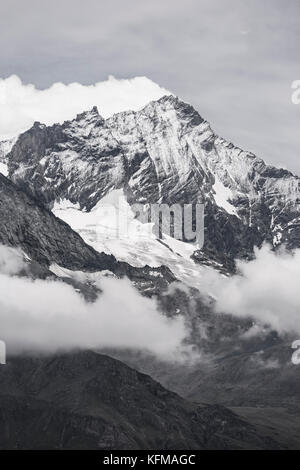 Zinal, Suisse - weisshorn (4506m 14,783ft), une montagne dans les Alpes Pennines, canton du Valais. Banque D'Images