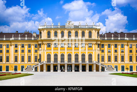 L'Autriche. Palais Schönbrunn à Vienne. c'est un ancien imperial 1 441 chambres en résidence d'été rococo wien modernes Banque D'Images