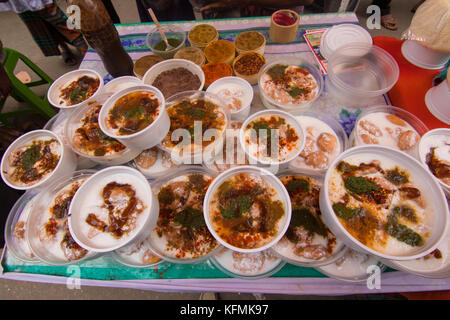 Chawkbazar a tradition d'être les plus populaires de la capitale de l'iftar bazar au Bangladesh. Banque D'Images