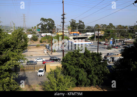 Cityscape par Frogtown de dessus la promenade Riverside et Golden State Freeway près de Fletcher de route au nord-est de Los Angeles, California USA KATHY DEWITT Banque D'Images
