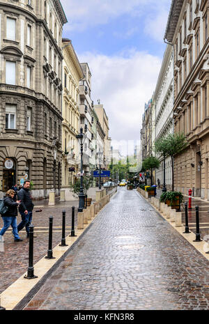 Rues de la partie centrale de Budapest, Hongrie. Banque D'Images