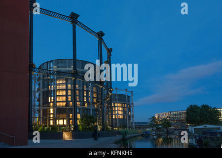 Gasholder Park et King's Cross, Londres, UK Triplet Banque D'Images