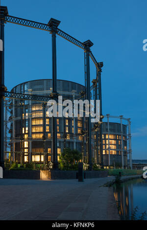 Gasholder Park et King's Cross, Londres, UK Triplet Banque D'Images