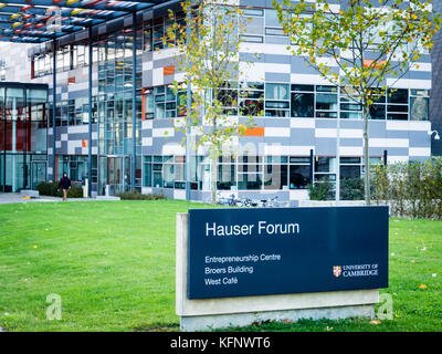 Forum Hauser, un point focal pour l'entreprenariat et l'innovation, et à l'Ouest Cafe, à l'ouest de l'emplacement de Cambridge l'Université de Cambridge, Royaume-Uni Banque D'Images
