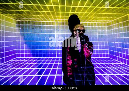 Milan, Italie. 30Th oct, 2017. Joe cardamone effectue live au fabrique à Milan, Italie, le 30 octobre 2017 Credit : mairo cinquetti/Alamy live news Banque D'Images