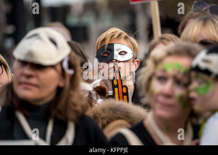 Londres 31 octobre 2017, marche de protestation des momies pour une meilleure mère de l'enfant, y compris d'améliorer le congé de maternité et maternaity crédit : Ian Davidson/Alamy live news Banque D'Images