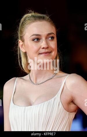 Rome, Italie. 31 octobre, 2017. L'actrice Dakota Fanning assiste au tapis rouge du film "svp" au festival du film de Rome 2017 photo © fabio mazzarella/sintesi/Alamy live news Banque D'Images