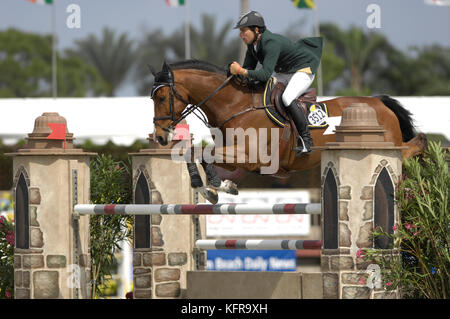 Conor Swale (IRE) équitation Nepomuk, Winter Equestrian Festival de Wellington, Floride, mars 2007 Banque D'Images