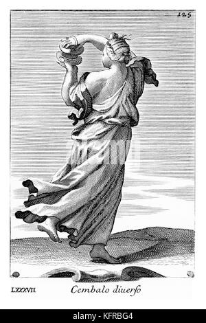 Cembalo diuerso - petites cymbales. Joué par cymbalistriae, danseurs femmes durant les fêtes de Bacchus (Grèce Antique). Illustration de Filippo Bonanni's "Gabinetto Armonico" publié en 1723, l'Illustration 87. Gravure par Arnold van Westerhout. Banque D'Images