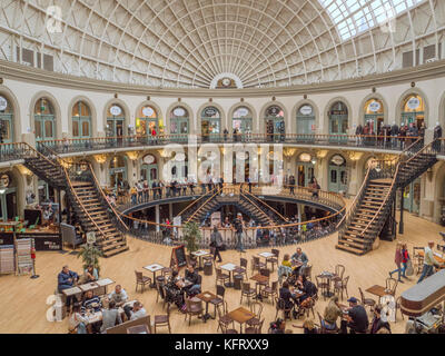 Intérieur de la Corn Exchange, Leeds Banque D'Images