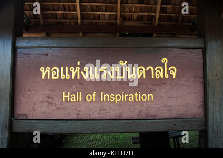 Signe pour le 'hall d'inspiration' à la villa royale Mae Fah Luang gardens at Doi Tung dans la province de Chiang Rai, Thaïlande. Banque D'Images