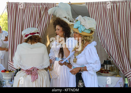 Villa Sorra, ITALIE - 17 juillet 2016 : les gens sur napoleonica. événement la reconstruction en costume d'événements historiques. Castelfranco Emilia, Modena Banque D'Images