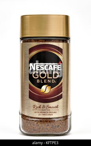 Bol en verre Nescafé Gold blend Banque D'Images