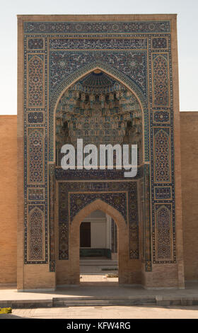 Ancienne d'Asie centrale, passage de l'entrée du mausolée d'amir timur. L'architecture ancienne de l'Asie centrale Banque D'Images