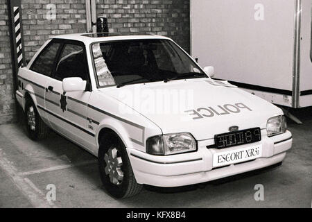 Ford Escort XR3i Wiltshire véhicule d'évaluation de police 1990 Banque D'Images