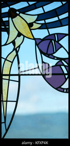 Un élégant et élégant design de la fenêtre dans la Maison des Arts et Métiers Blackwell, Bowness on Windermere, Lake District, UK Banque D'Images