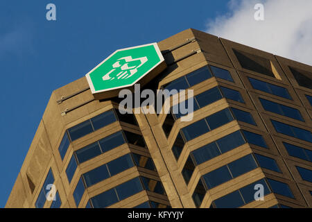 Montréal,Québec,18 juin, 2013.caisse desjardins sur leur logo des bureaux au centre-ville de Montréal.credit:Mario Beauregard/Alamy live news Banque D'Images