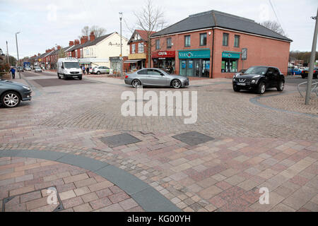 Une partie de l'espace partagé en projet d'ingénierie de trafic poynton, cheshire sans rond-point Banque D'Images