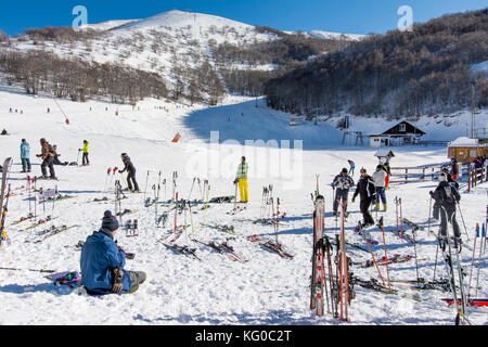 Campo Felice, ITALIE - Le 14 janvier 2017 : célèbre station de ski dans les Abruzzes, sur les montagnes des Apennins, à quelques kilomètres de Rome. Banque D'Images