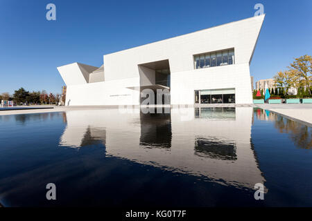 Toronto, Canada - oct 18, 2017 : vue extérieure de l'Aga Khan Museum de Toronto, Canada Banque D'Images